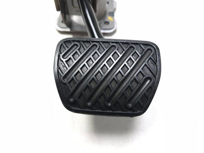 2020 Infiniti Q50 Brake Pedal OEM