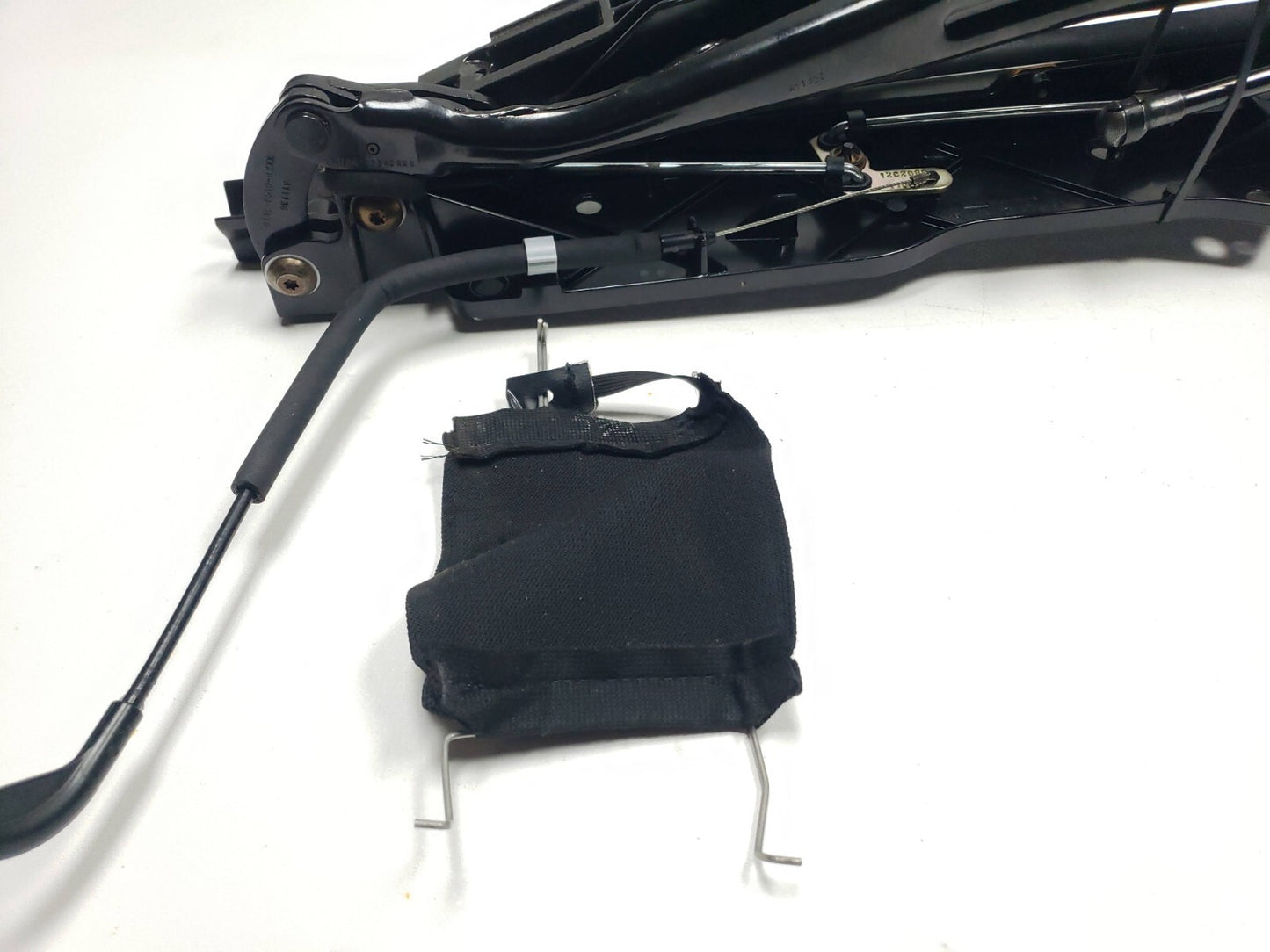 2011 Chrysler 200s Convertible Roof Lift Motor Hinge Pair OEM