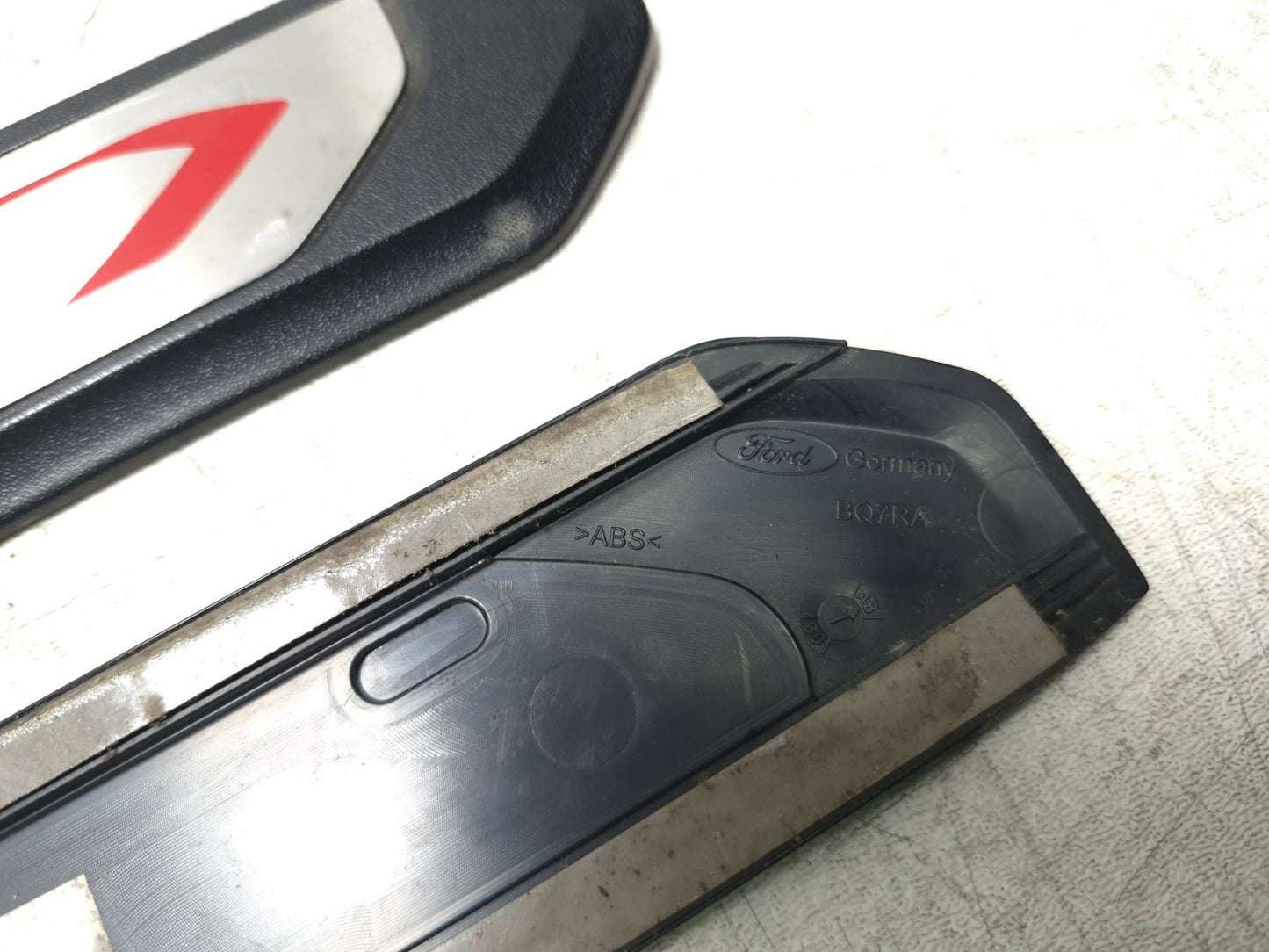 2013 Ford Focus Front Door Sill Scuff Plate Left & Right 4 Pcs OEM