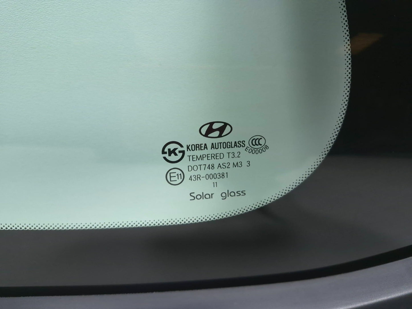 2013 Hyundai Genesis Coupe Quarter Vent Glass Rear Passenger Side Right OEM