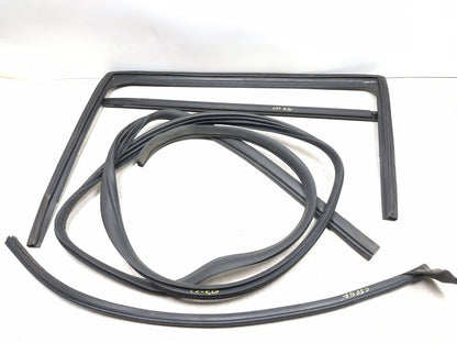 2013 Dodge Grand Caravan Rear Door Weatherstrip Seal Left Driver Side Oem✅