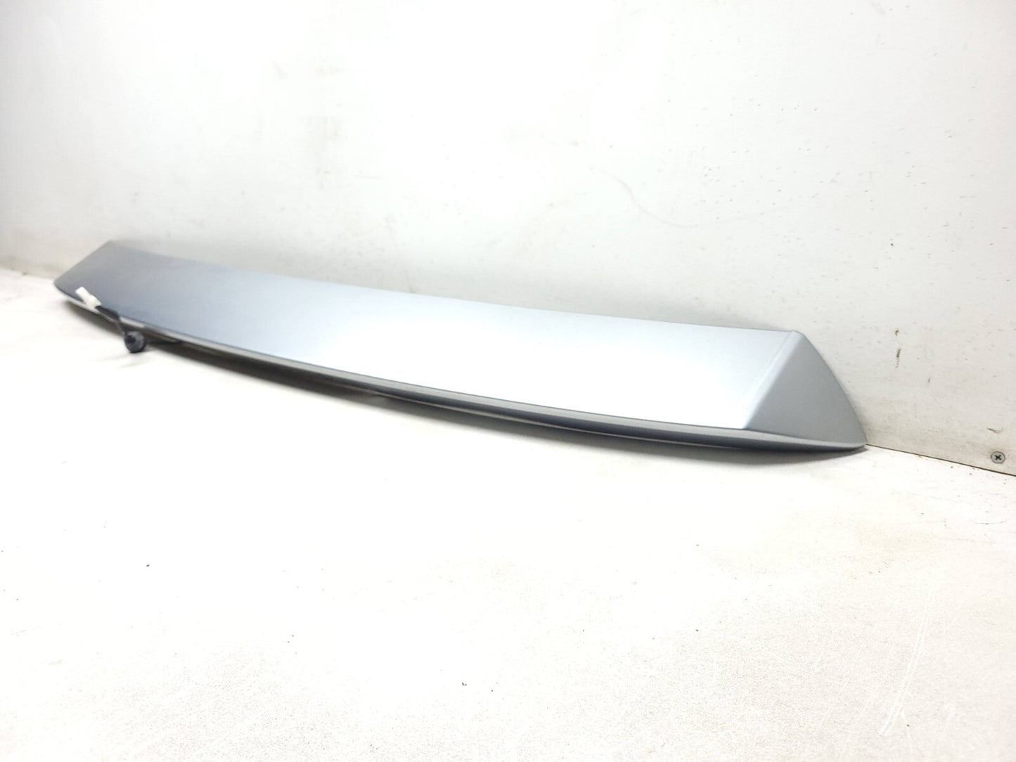 2009 Mitsubishi Outlander Tailgate Spoiler & Third Brake Stop Light Lamp OEM