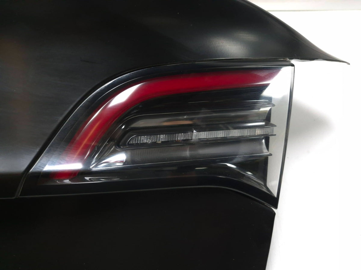 2017-2020 Tesla Model 3 Trunk Lid Tailgate & Inner Tail Light Assembly OEM