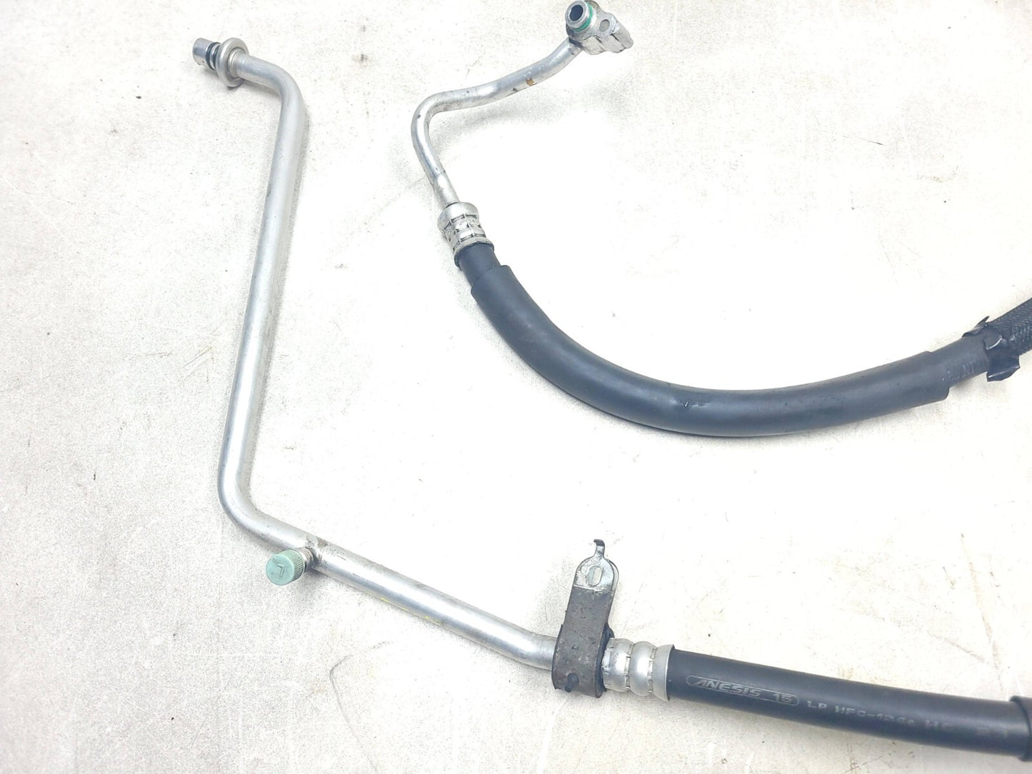 2007 - 2009 Mazda Cx-7 Ac Hose Line Pipe 2pcs OEM