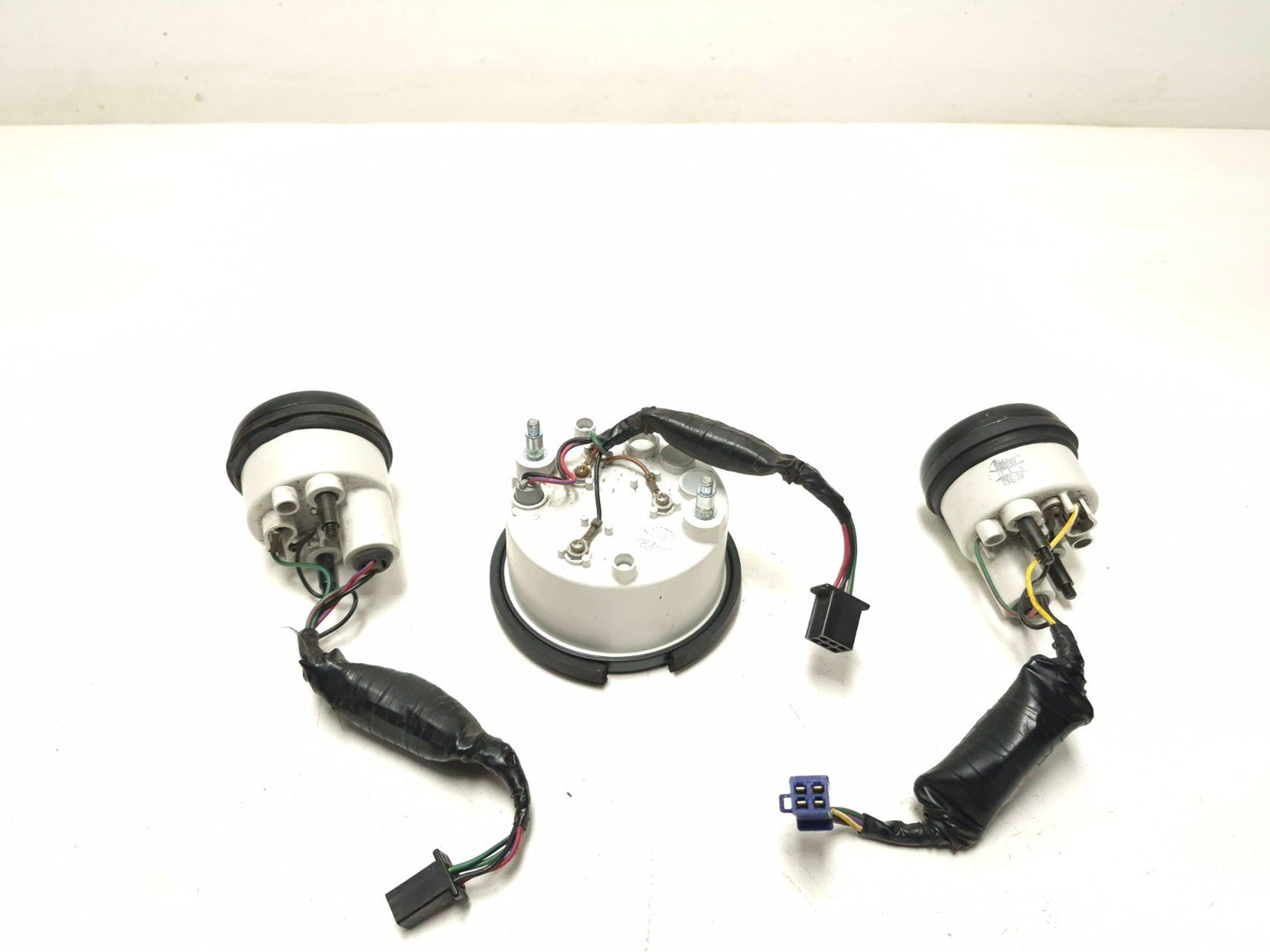 2000 Triumph Sprint St 955 Tachometer Fuel & Temperature Gauge OEM