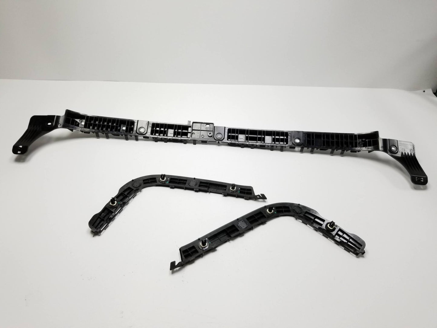 2021 Tesla Model 3 Rear Bumper Bracket Left Center Right 3pcs OEM