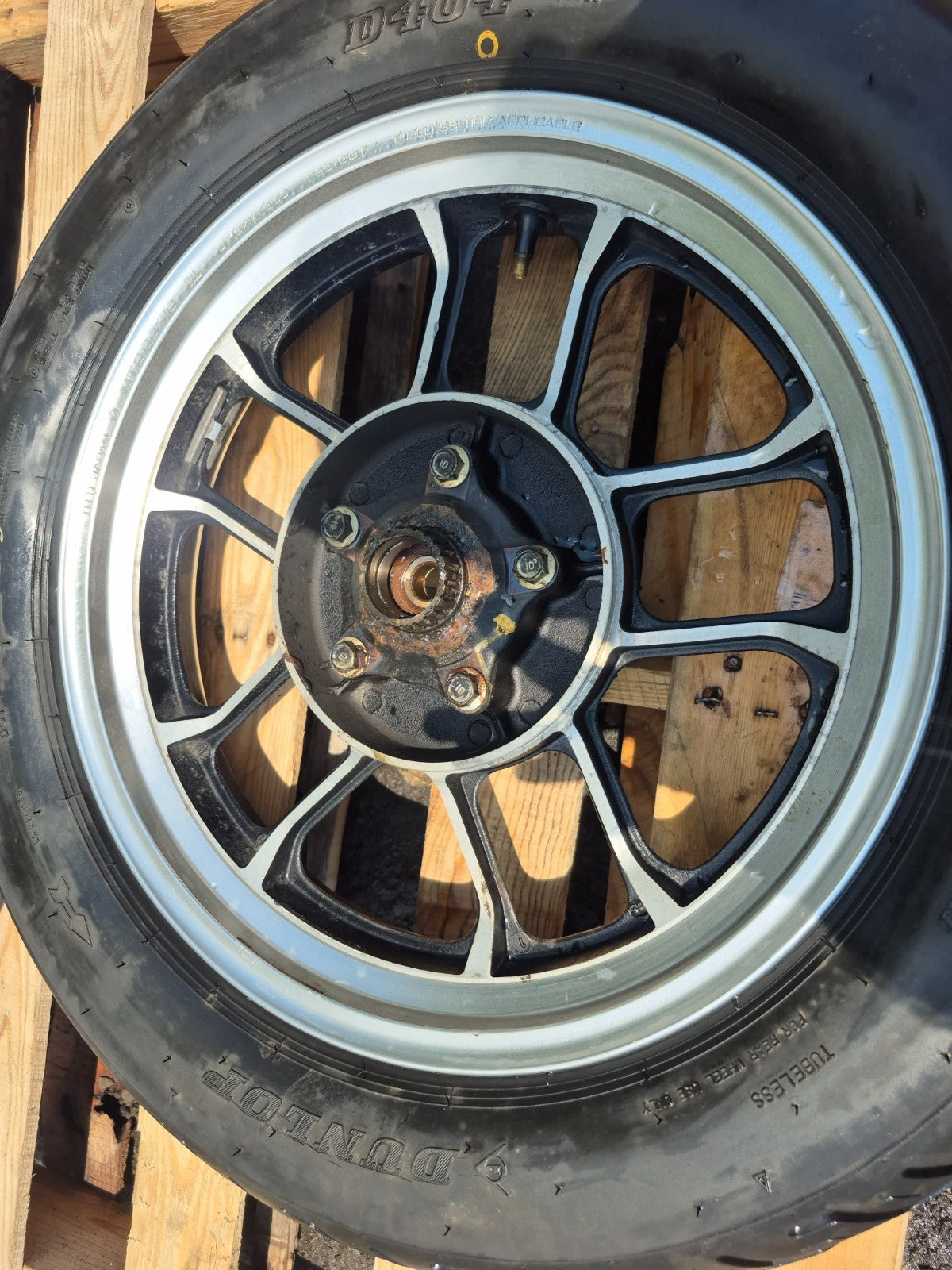 1985 Honda Shadow Vt500c Wheel Rim W/ Tire Front & Rear *straight* OEM