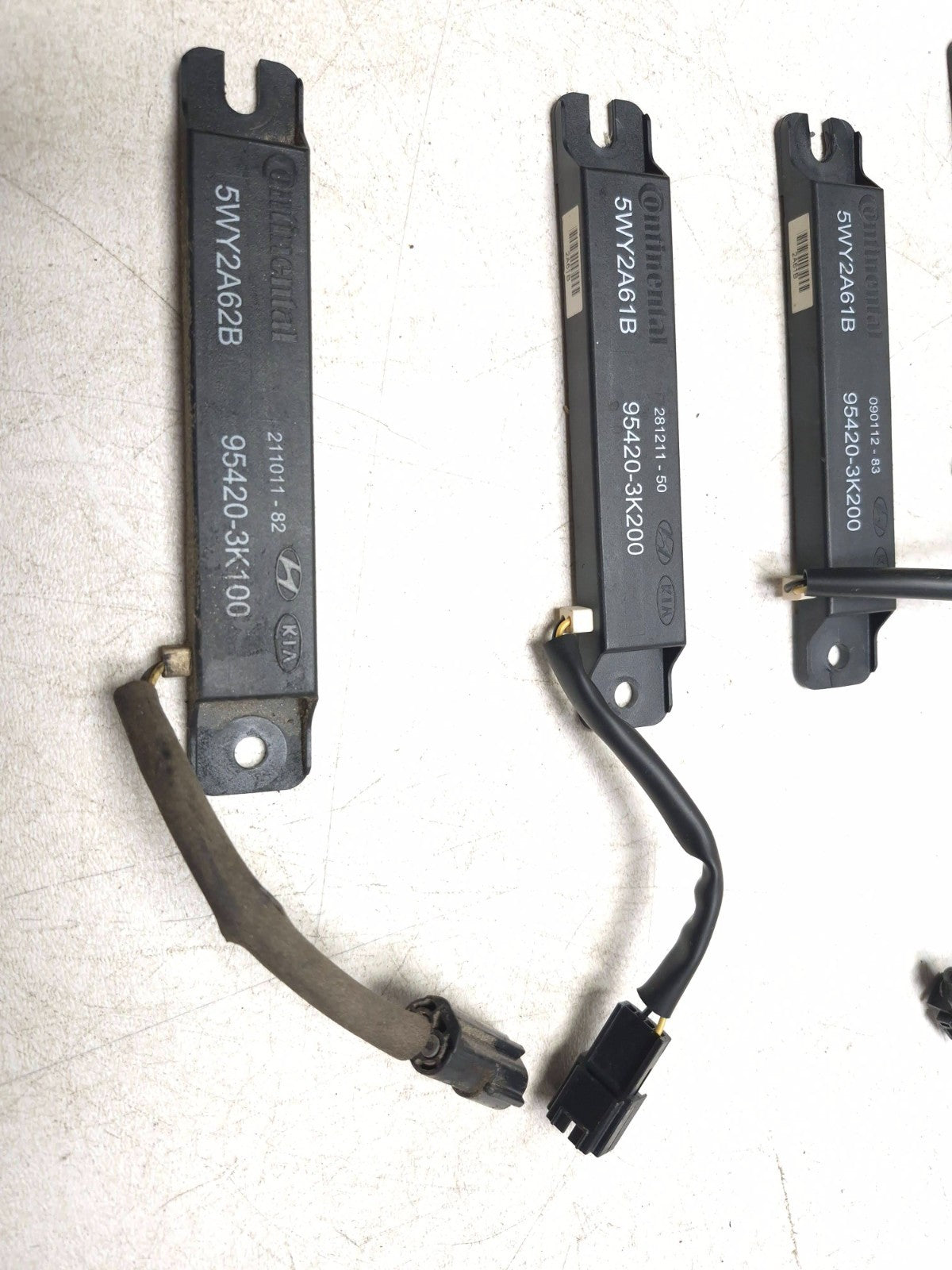 2013 Hyundai Genesis Coupe Keyless Entry Antenna OEM