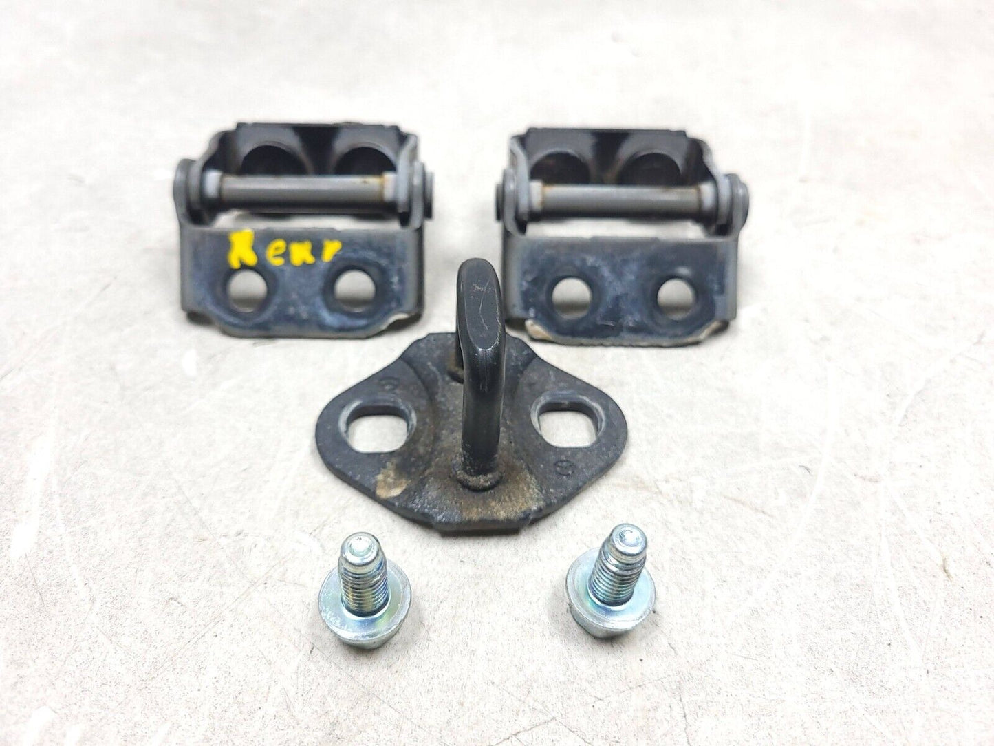 2007 - 2012 Mazda Cx-7 Tailgate Hatch Hinge Left & Right W/ Striker  OEM