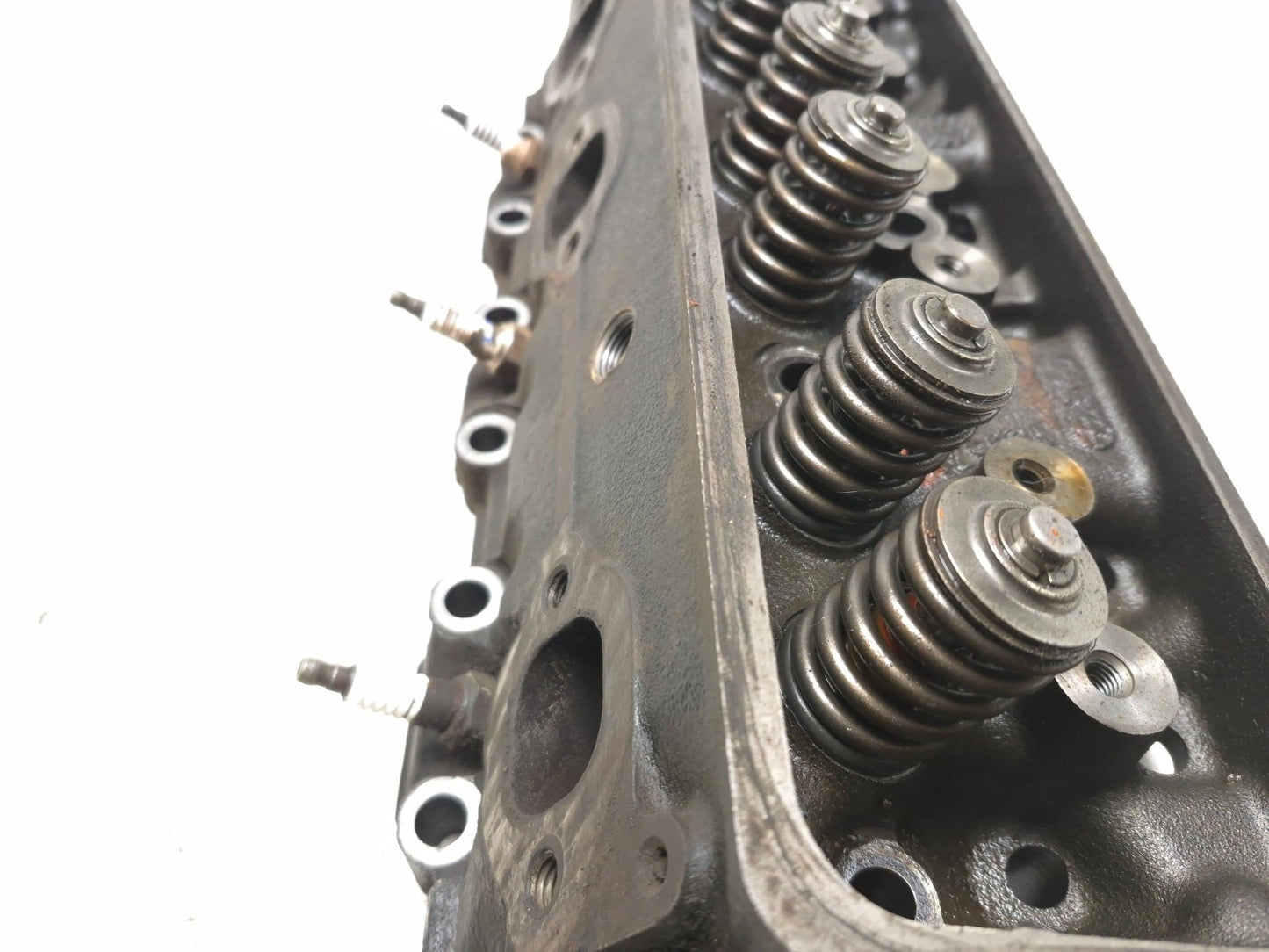 Yale Forklift V6 4.3l Engine Cylinder Head Left & Right Pair OEM