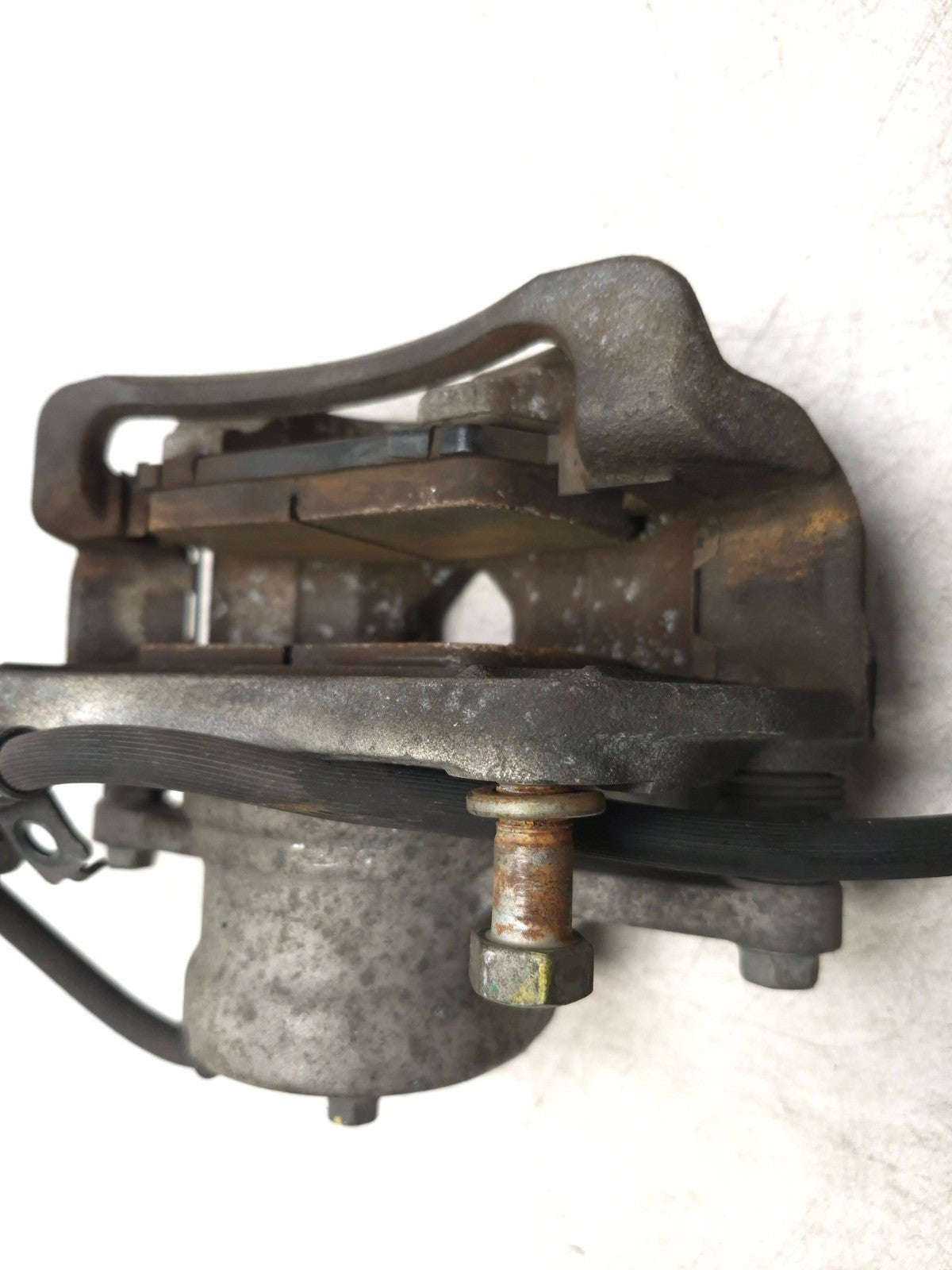 2013 Hyundai Genesis Coupe Brake Caliper Front Driver Side Left OEM