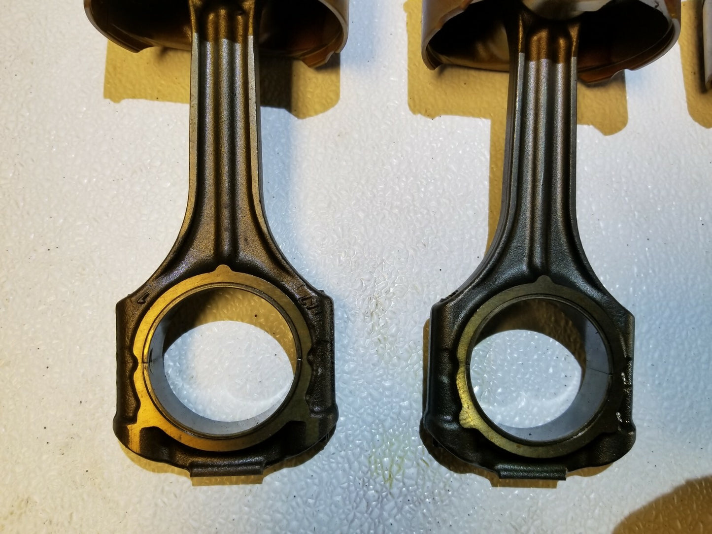 2004 Mercedes CL500 Connecting Rod W/ Piston 8pcs OEM