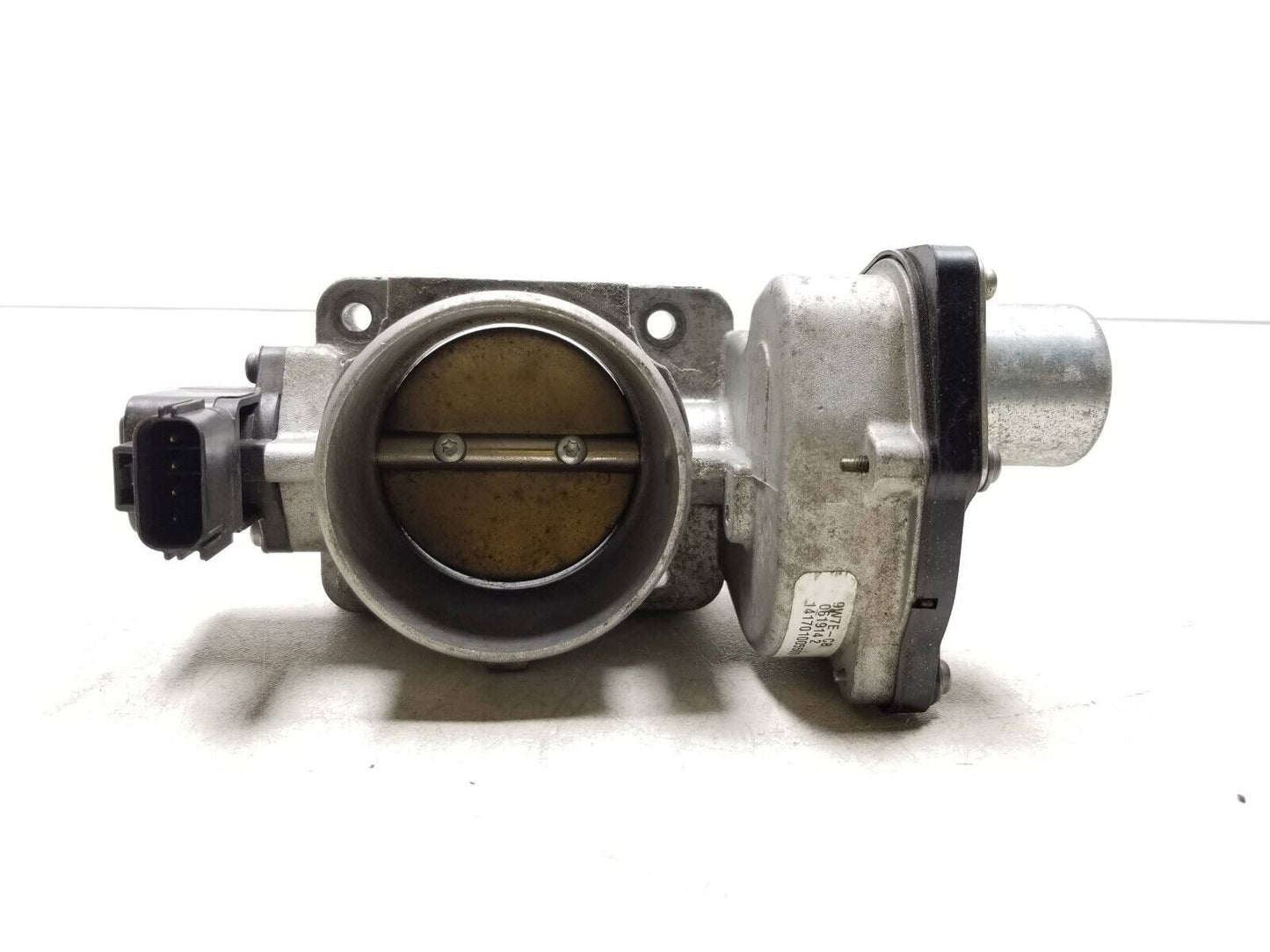 Ford Explorer Mustang E350 E250 Throttle Body 9w7e-cb OEM