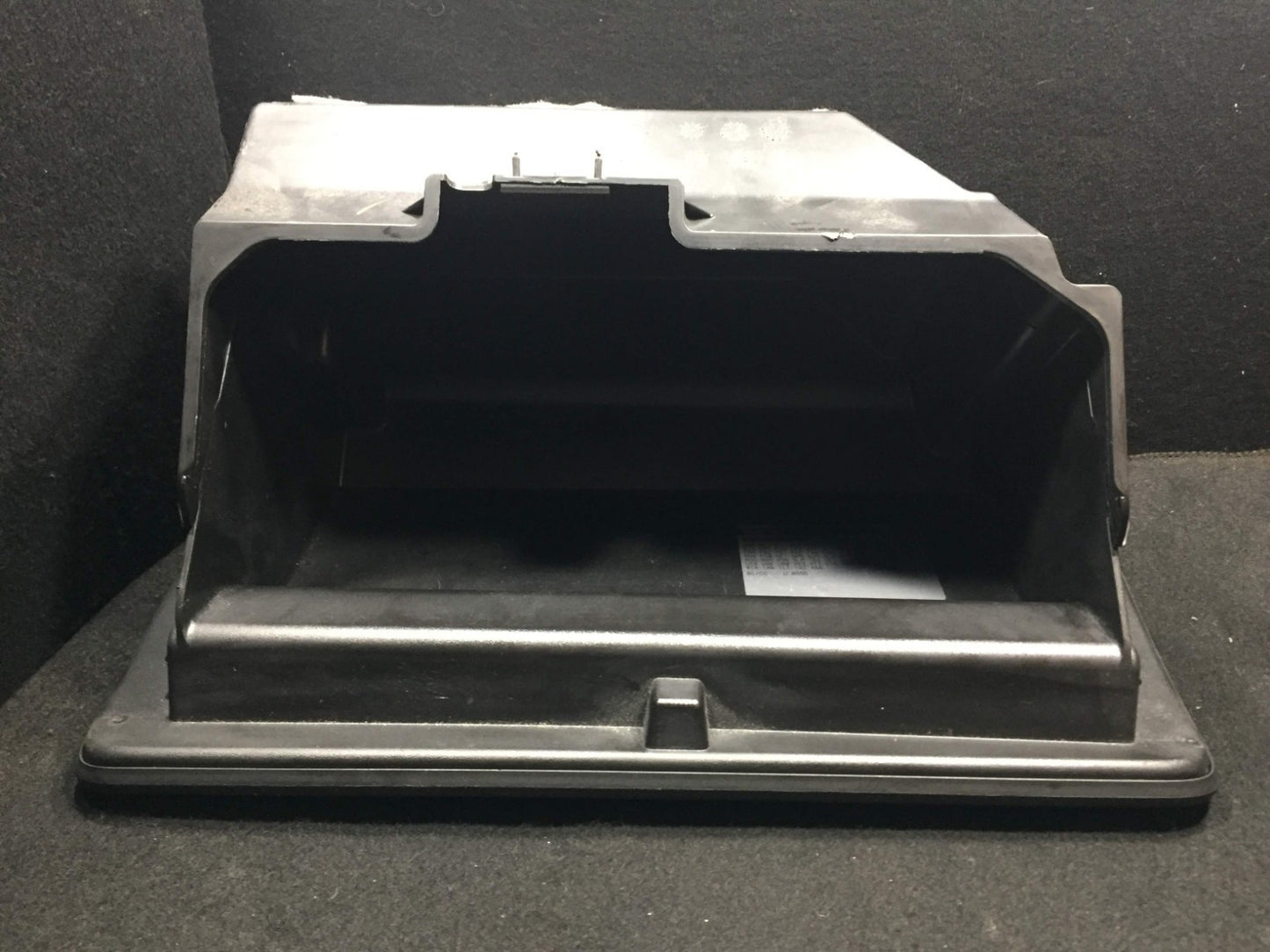 10 11 12 13 Chevrolet Equinox Glove Box OEM