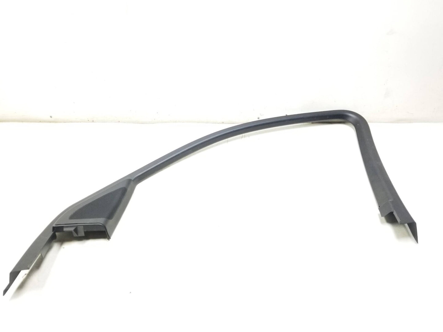 2010 Audi Q5 Front  Door Window Frame Trim Cover Left & Right OEM