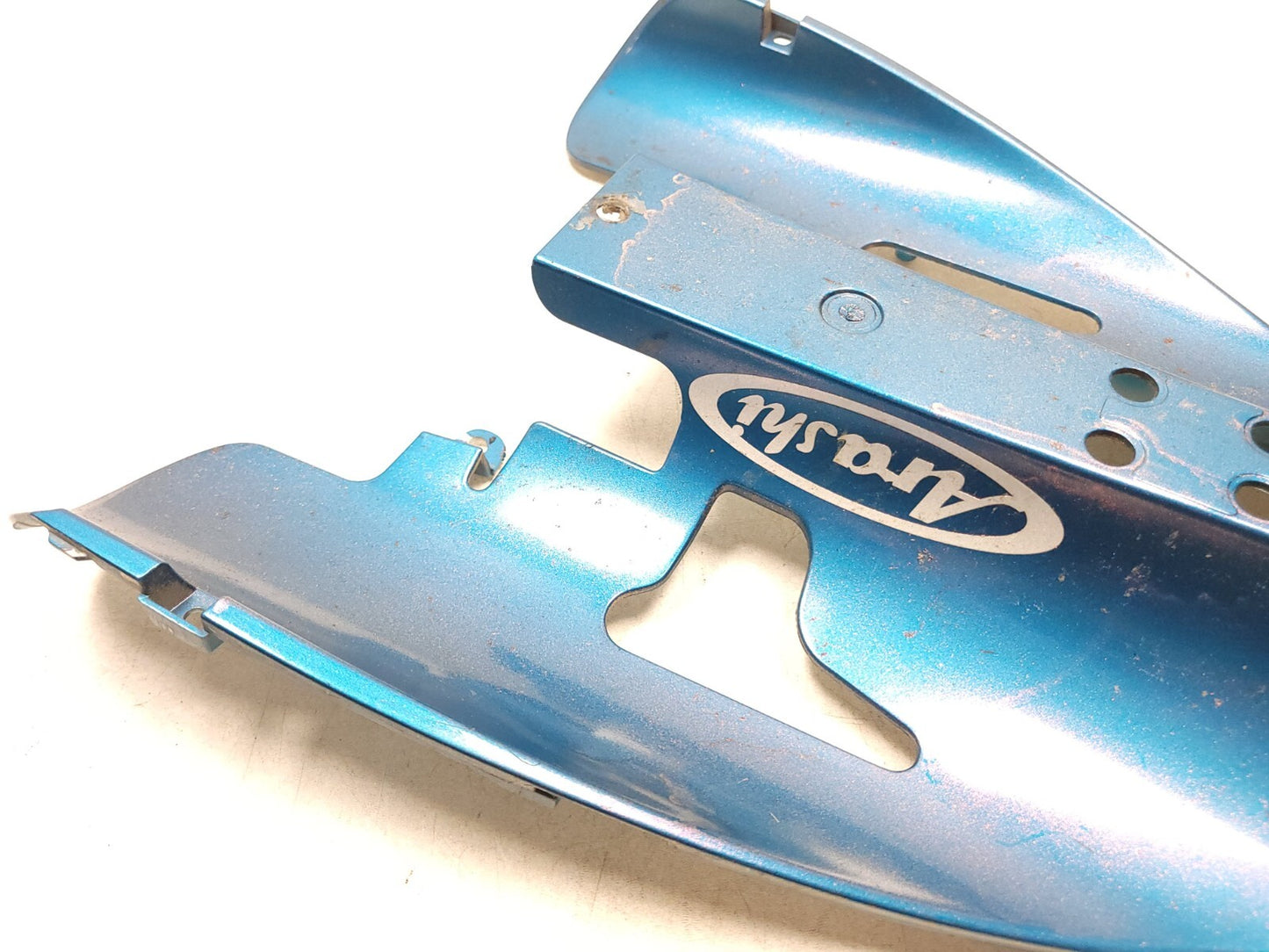 2004 - 2006 Yamaha Yzfr1 R1 Lower Rear Tail Fairing Cover Panel 5vy-21611 OEM