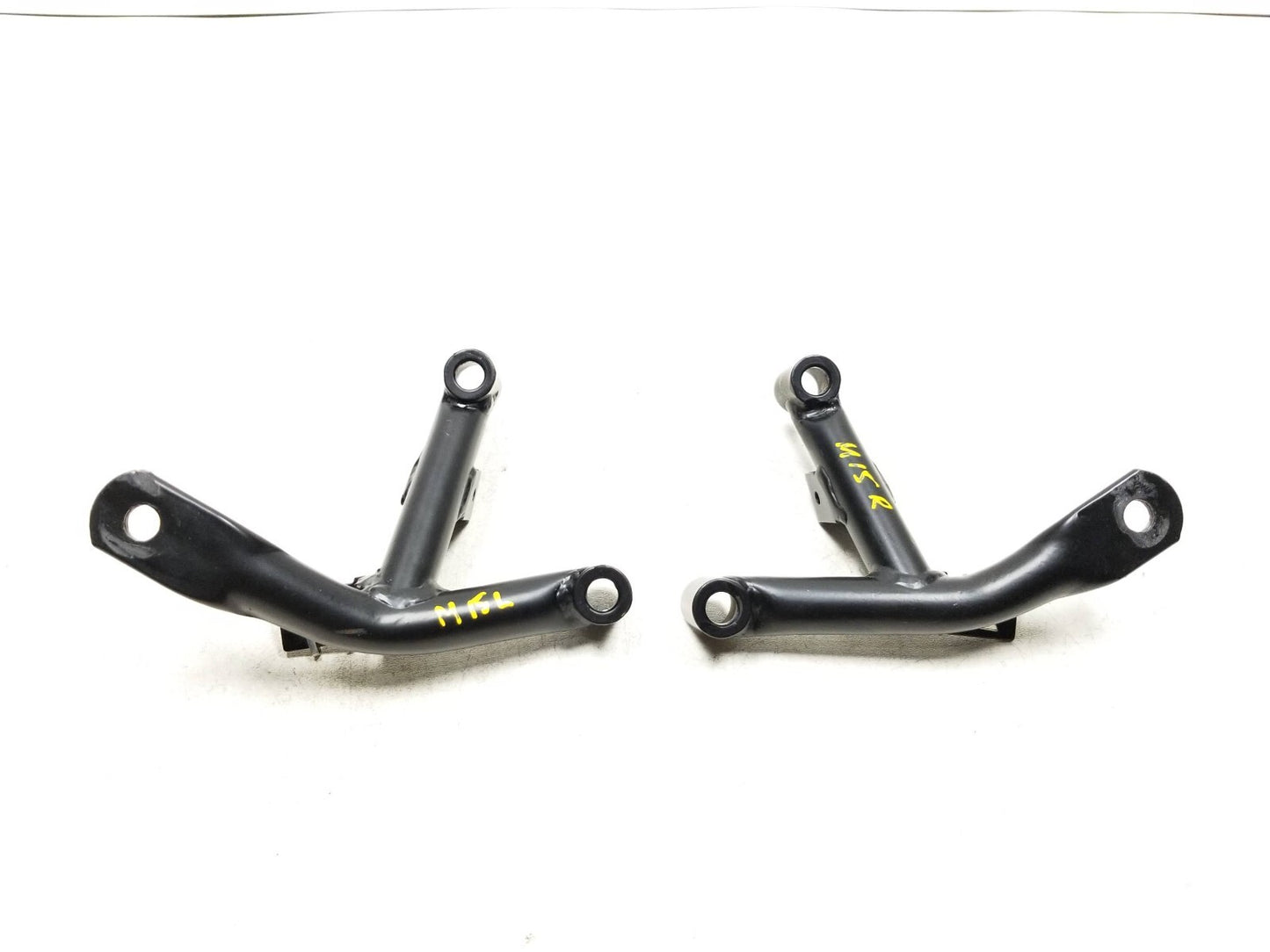 20 - 24 Benelli 302s Frame Bracket Holder Support Left & Right OEM