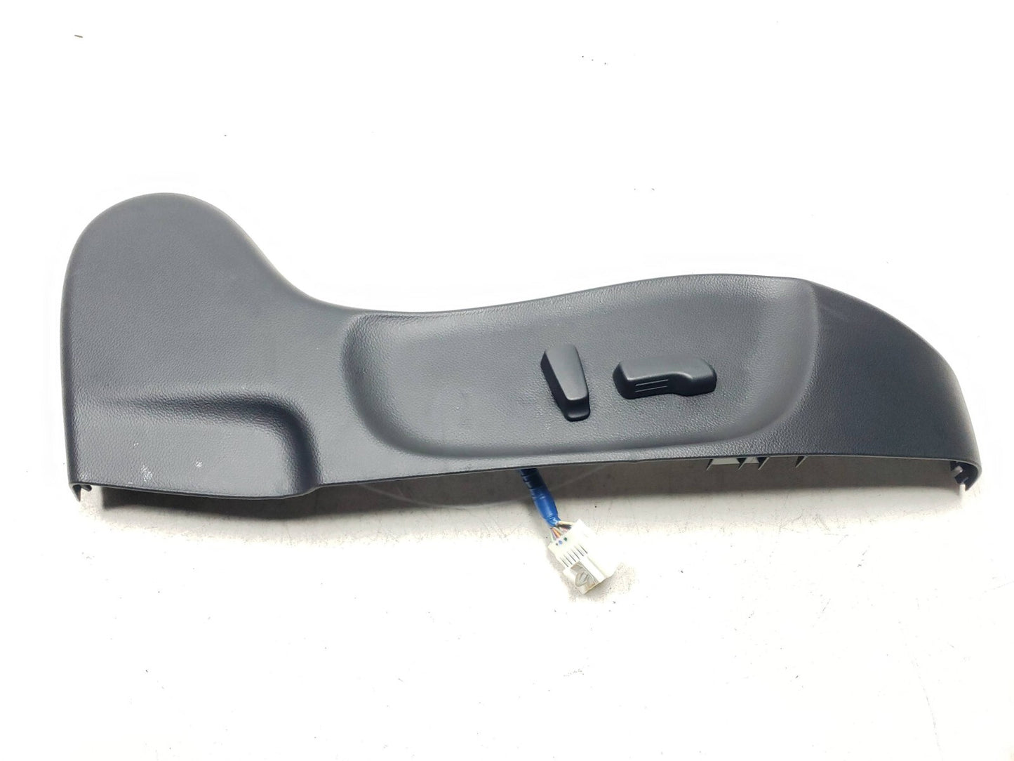 2008 - 2014 Infiniti G37 Seat Side Trim Front Passenger  Side Right OEM