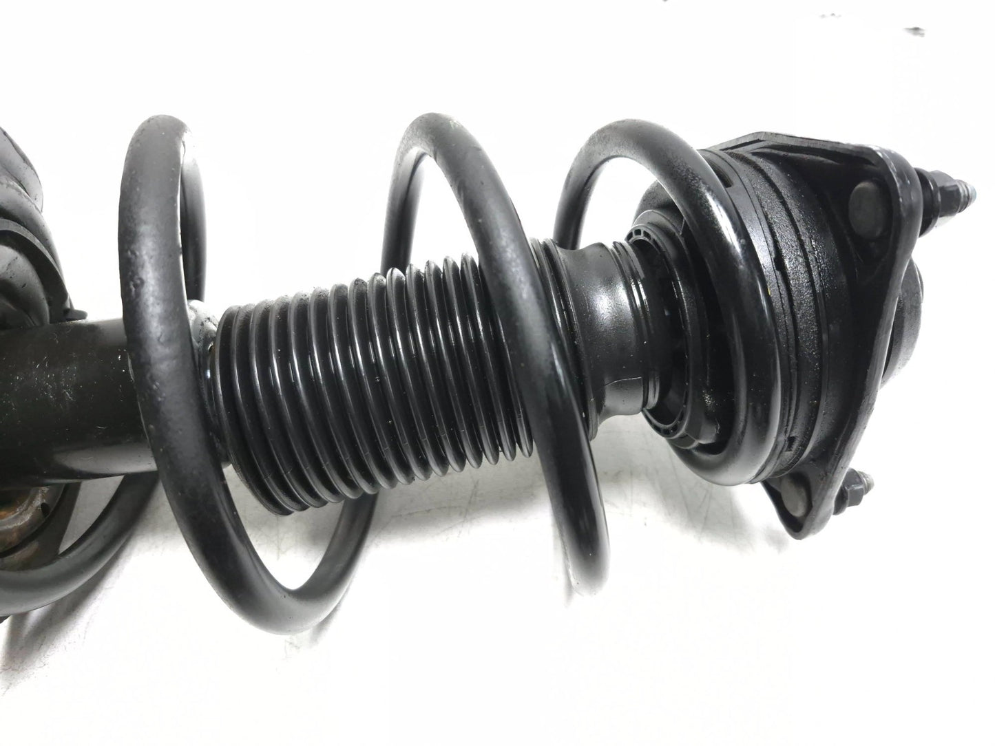 2013 Hyundai Genesis Coupe Front Shock Strut Absorber With Spring Pair OEM