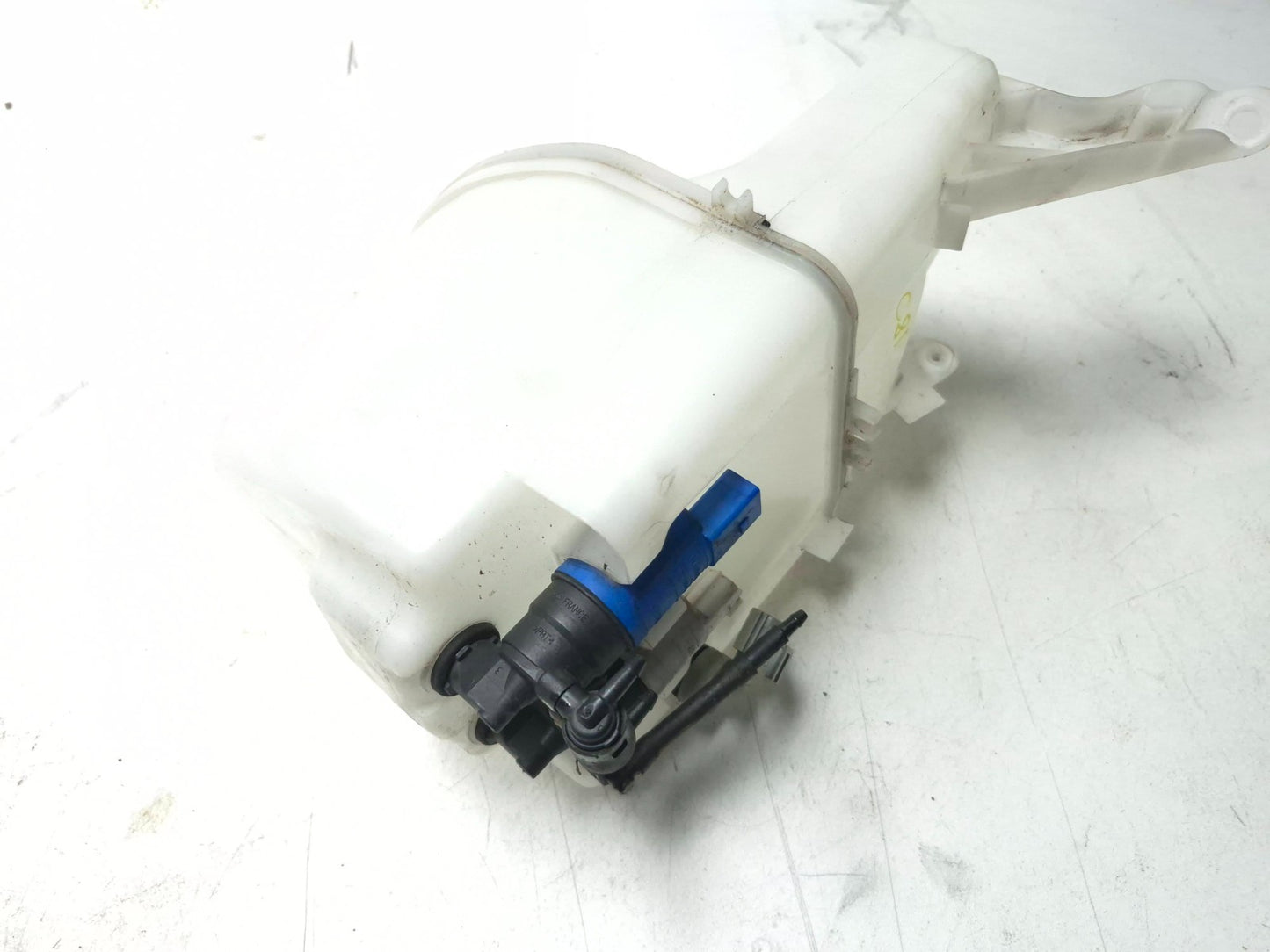 2013 Volvo S60 Windshield Washer Fluid Reservoir OEM