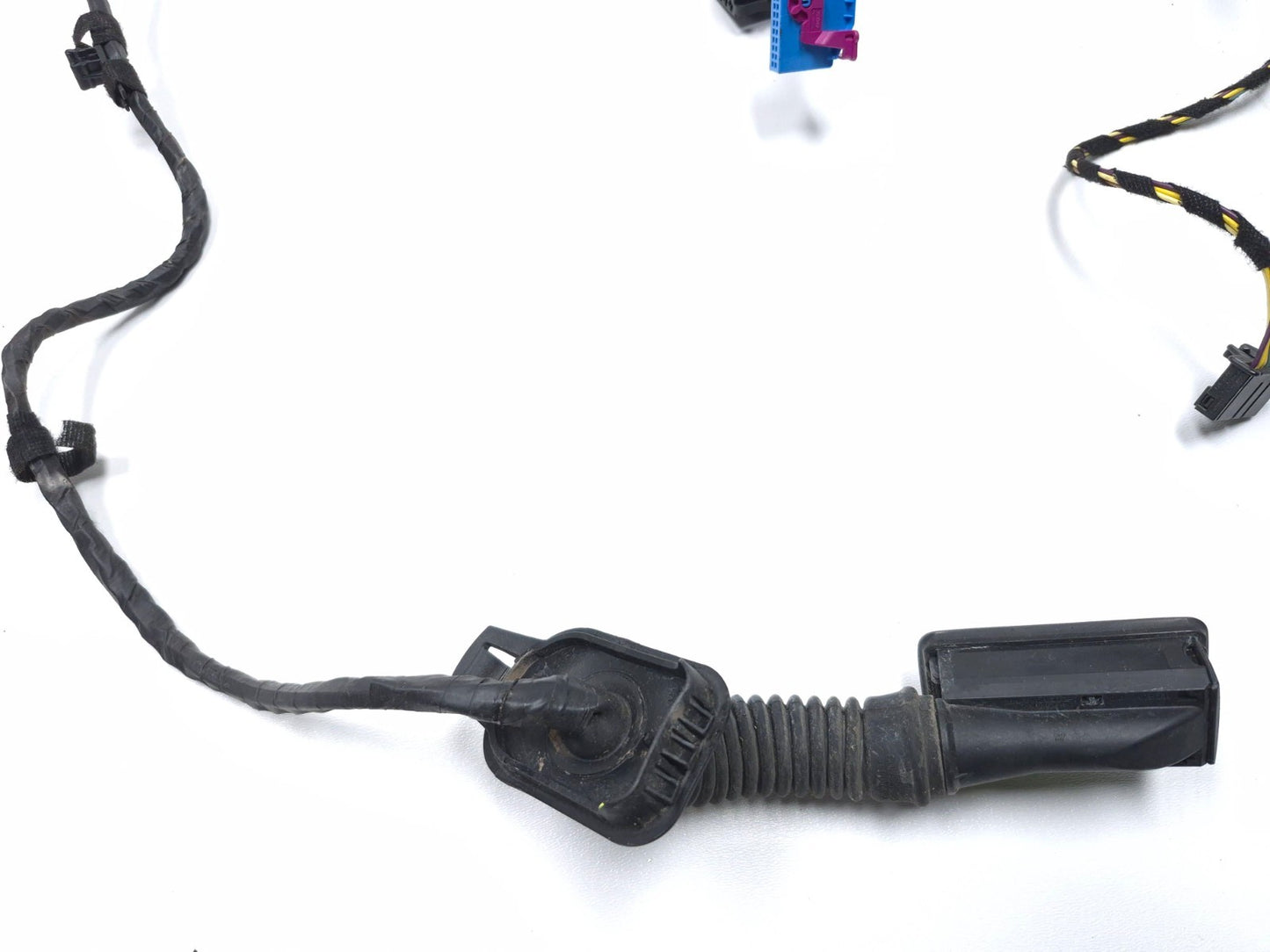 2015 Volkswagen Golf Front Door Wire Harness Passenger Side Right OEM