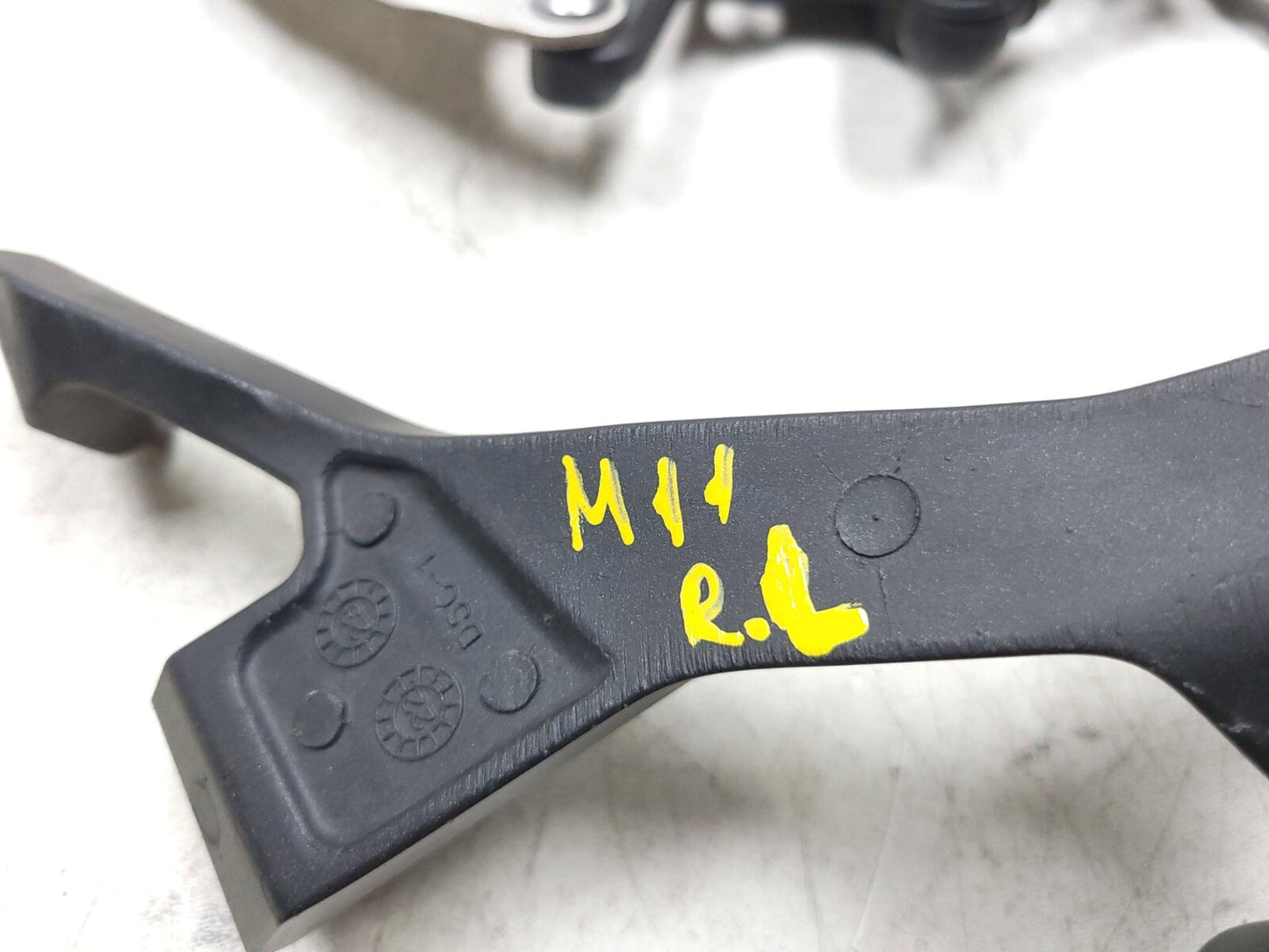 19 - 23 Kawasaki Z400 Er400 Left Side Foot Peg Front Rear Pair OEM