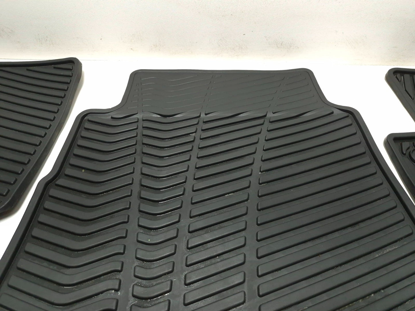 2012 Hyundai Sonata Floor Rubber Mat 3pcs OEM