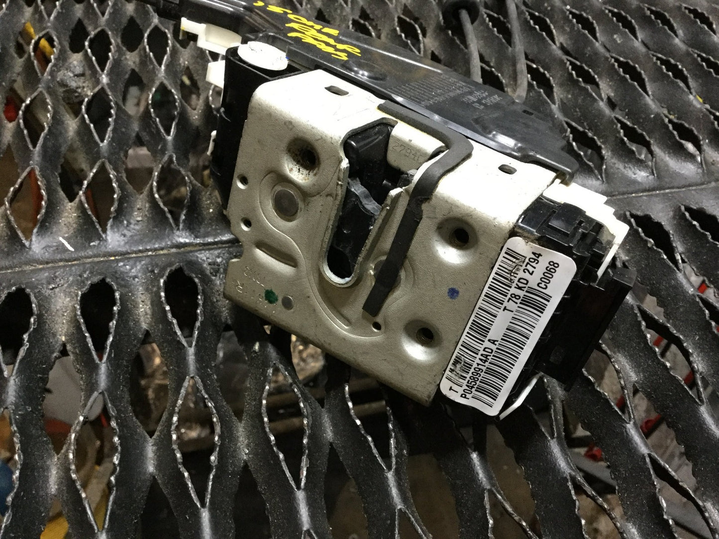 15 16 17 Chrysler 200 Door Lock Latch Actuator Rear Passenger Right Side OEM