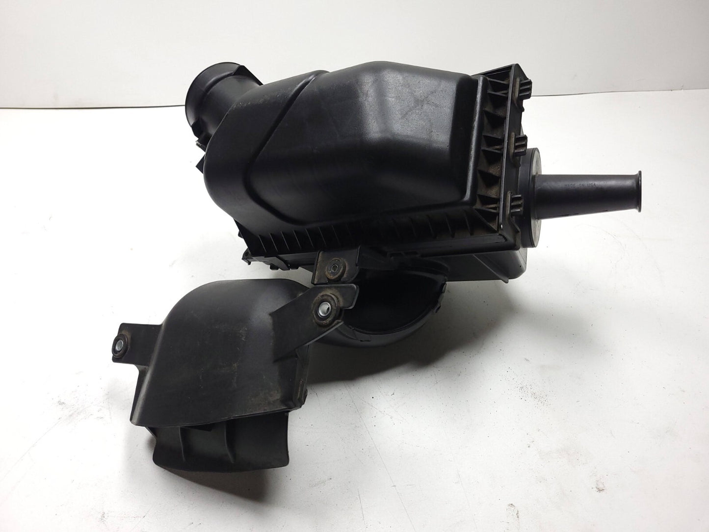 2009 - 2015 Mazda Cx-9 Air Filter Housings OEM