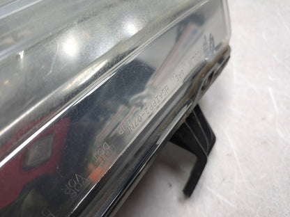 2008 Lincoln Navigator Headlight Driver Side Left OEM *damaged*