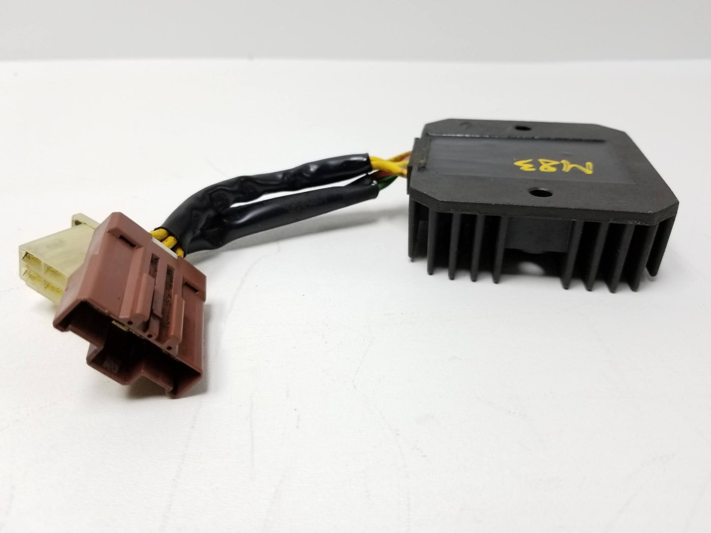 2002 Aprilia Rst 1000 Futura Voltage Regulator OEM