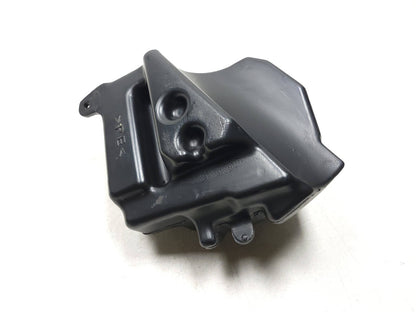 1998 - 2005 Yamaha V Star 650 Xvs650 Classic Tool Box & Battery Tray OEM