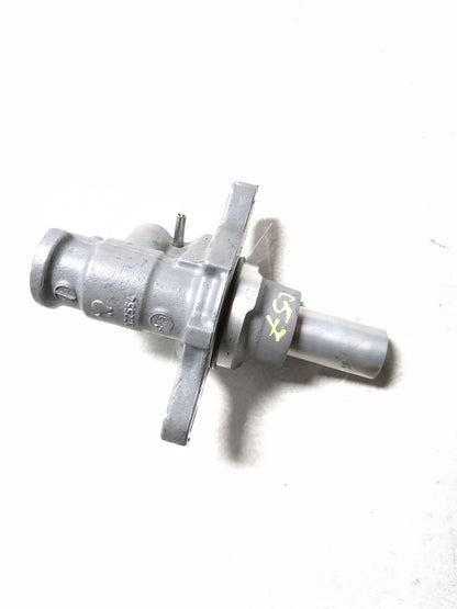 2010 Nissan Maxima Brake Master Cylinder OEM 46010-ja02a