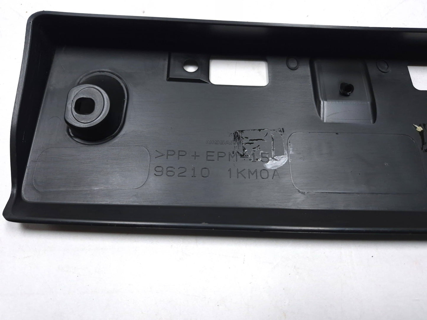 2011 Nissan Juke Front Bumper License Plate Bracket Holder  OEM