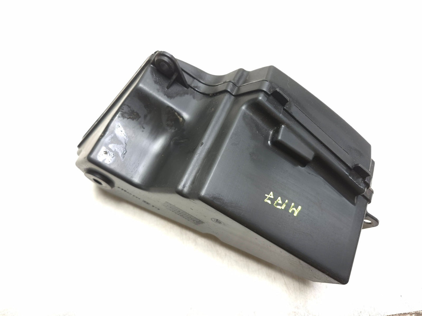 2004 Suzuki Intruder Volusia Vl800 Tool Luggage Box OEM