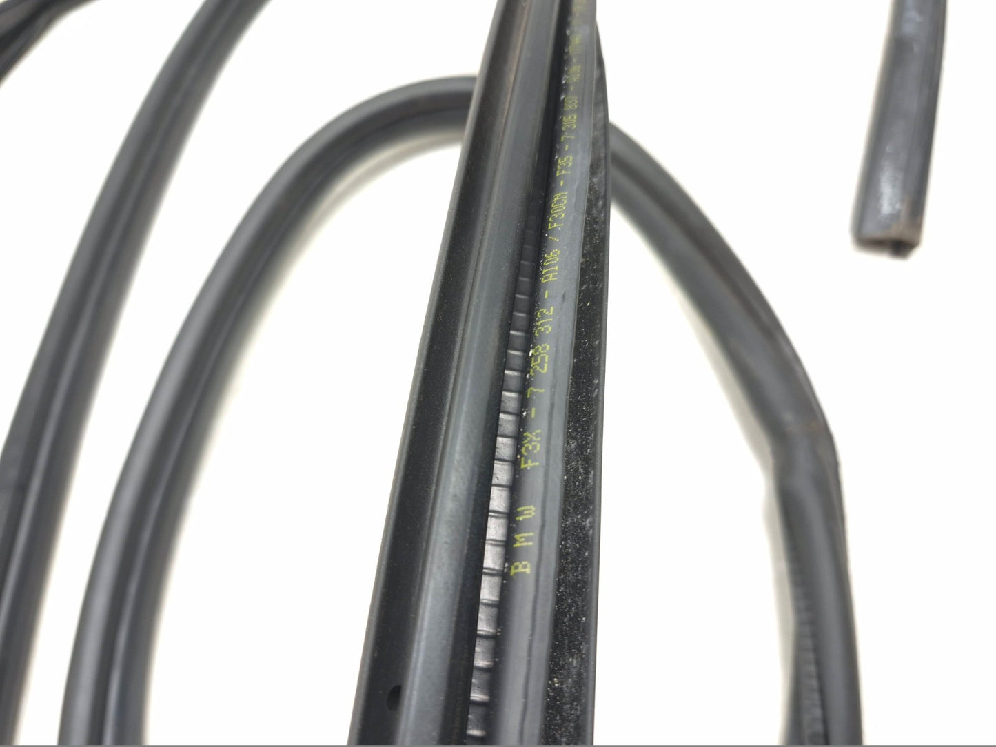 2013 BMW 328i F30 Front Door Weatherstrip Seal Right Passenger Side Set OEM
