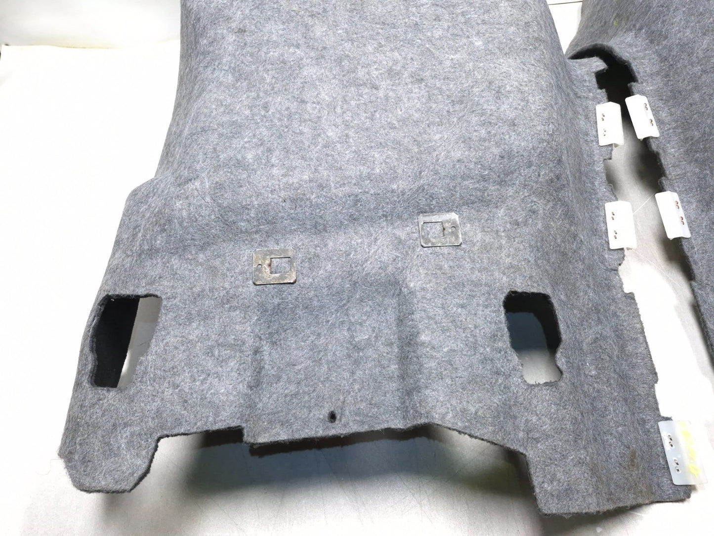2007 Saab 9-5 2.3t Aero Carpet Floor Mat Front Driver Side Left & Right Pair OEM