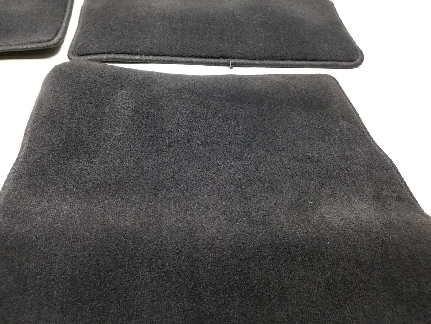 09 - 16 Hyundai Genesis Coupe Floor Mat Carpet 4pcs  OEM