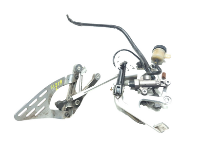 2003 - 2009 Yamaha Yzf R6 Front Foot Peg Bracket & Master Cylinder & Shifter 2pc