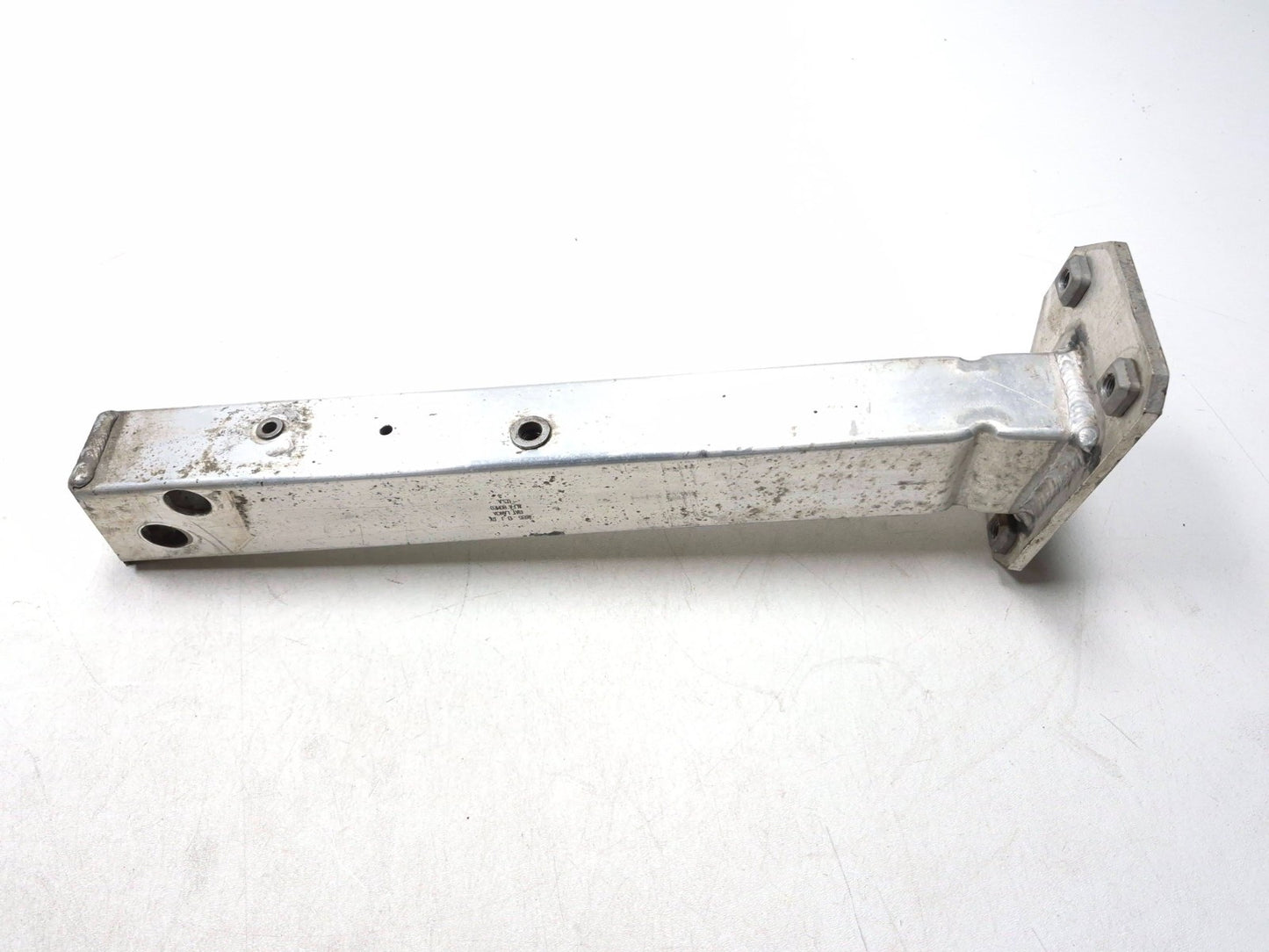 2014 Fiat 500l Front Bumper Reinforcement Bracket 2pcs OEM