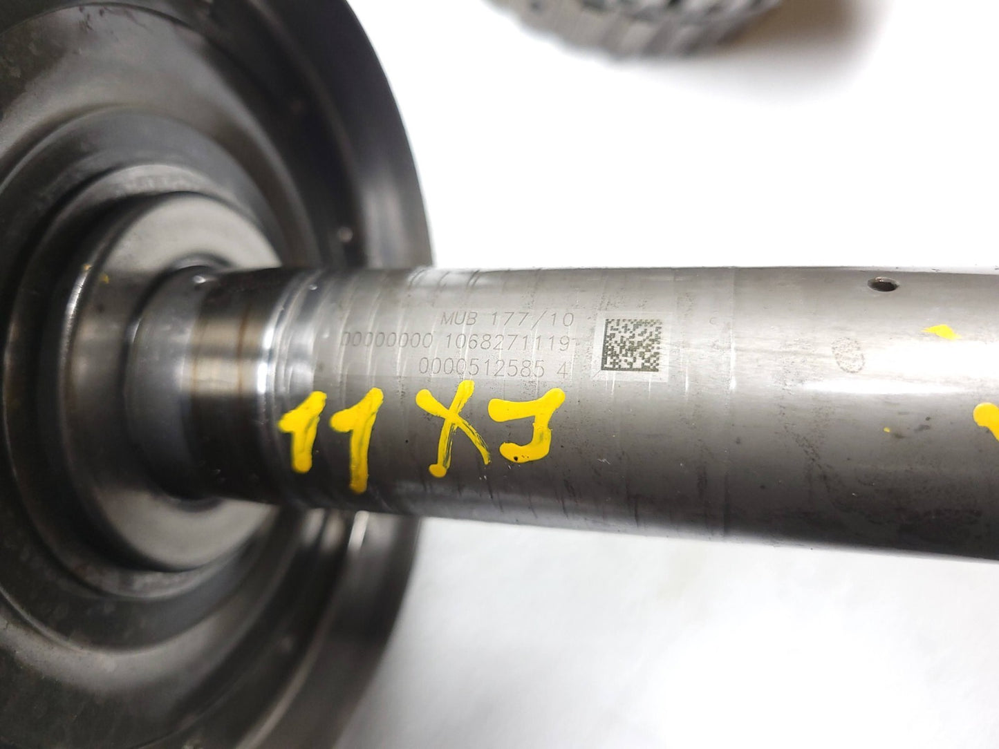 2011 Jaguar XJ Automatic Transmission Drum Shaft W/ Central Support Clutch OEM