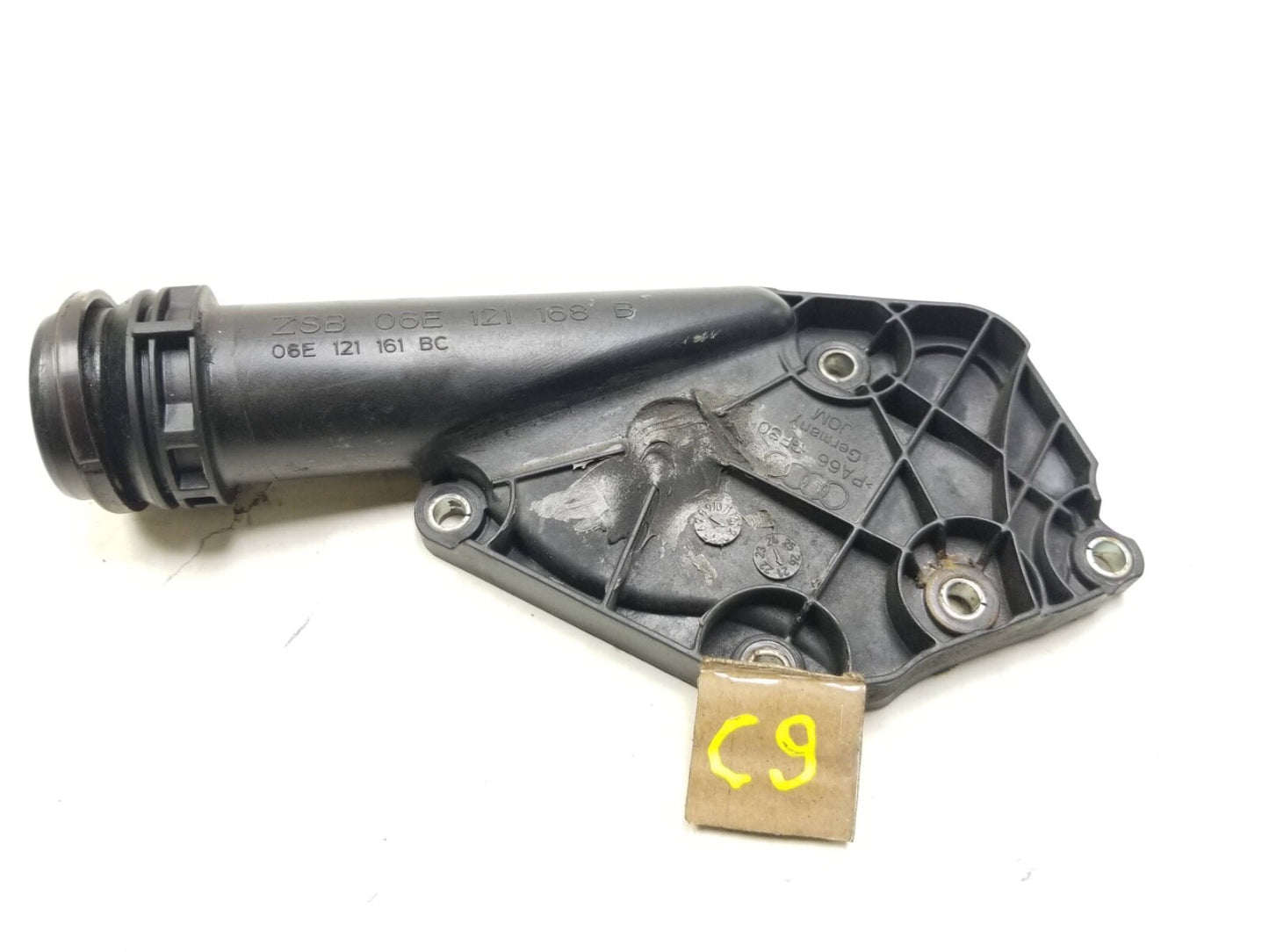 2009 - 2012 Audi Q5 Water Pump Thermostat Cover Housing OEM