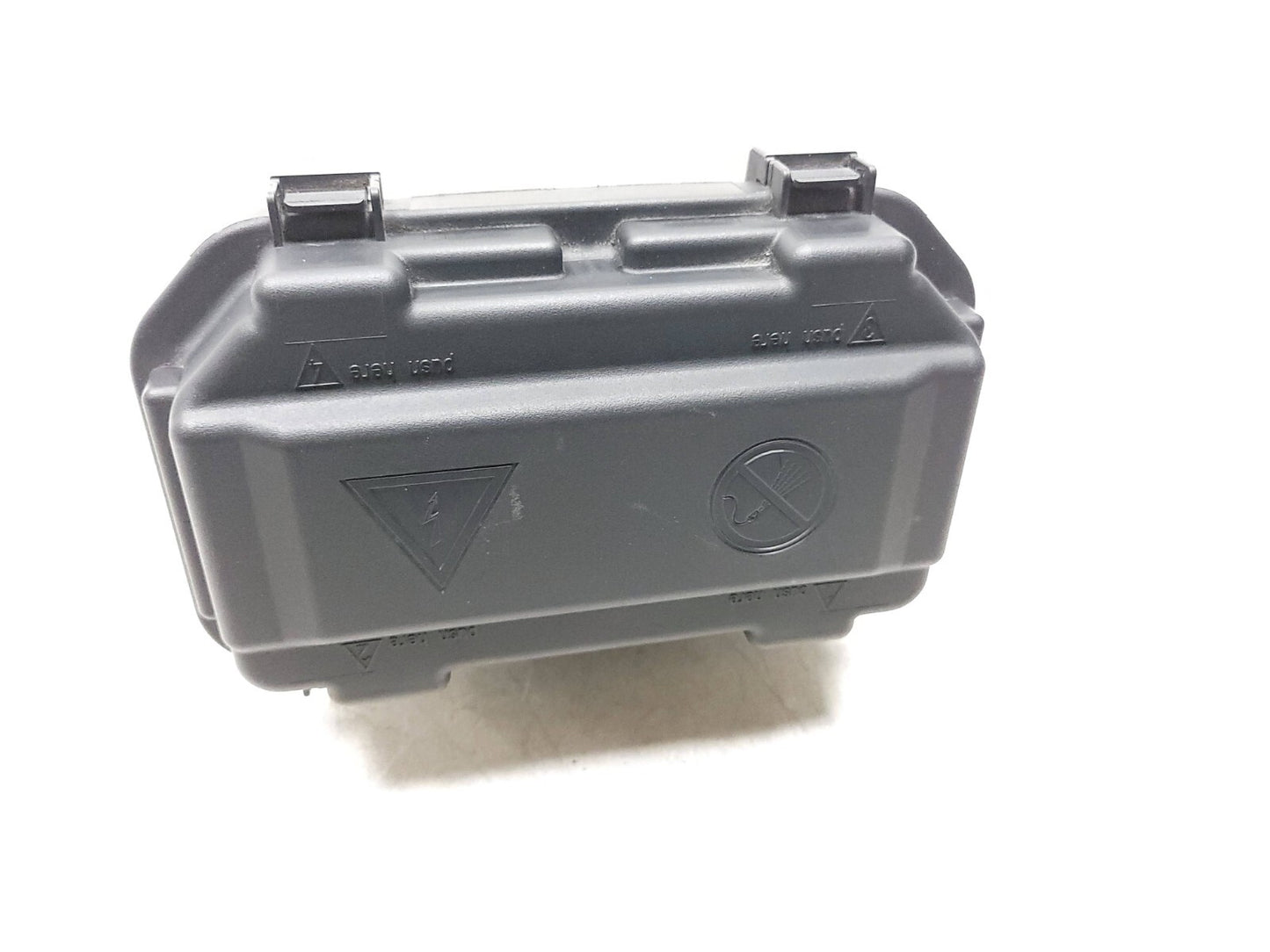 13-18 BMW 330xi F30 Power Distribution Box Housing OEM ✅ 76k Miles