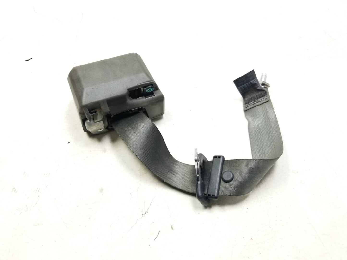 2010 Audi Q5 Rear Seat Belt Retractor Left & Right OEM