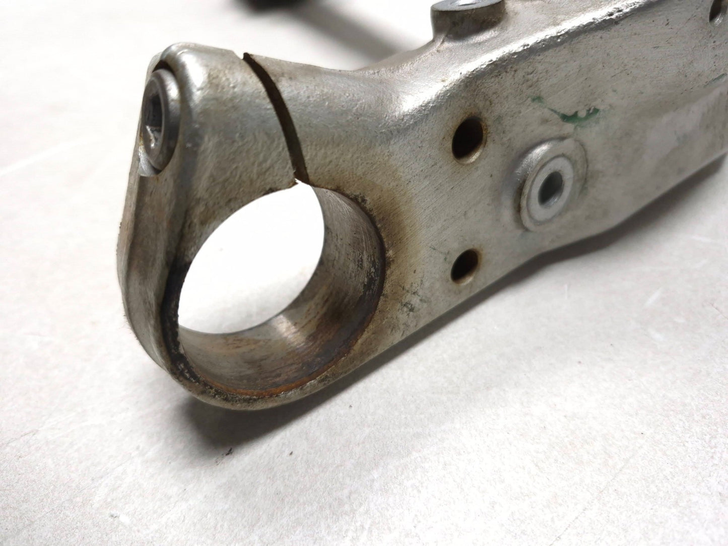 2004 Honda Shadow Aero Vt750c Front  Fork Clamp Under Triple Tree OEM