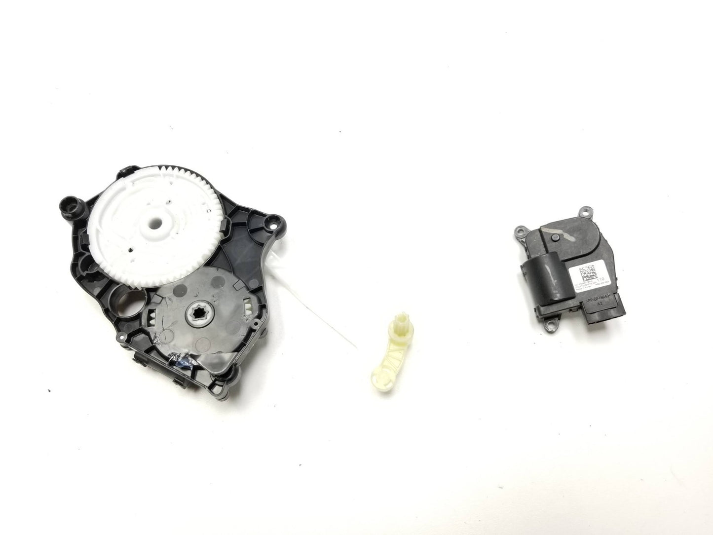 2021 Tesla Model 3 HVAC Flap Motor Actuator Pair OEM