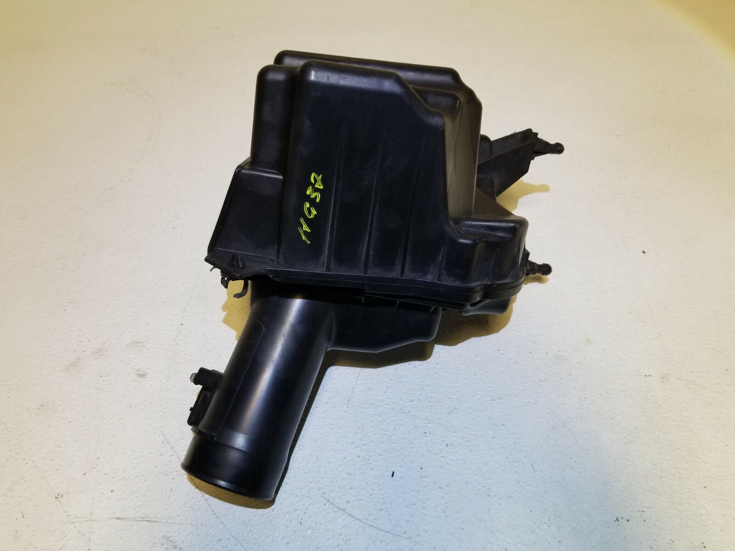 2011 Infiniti G37 Air Cleaner Box OEM
