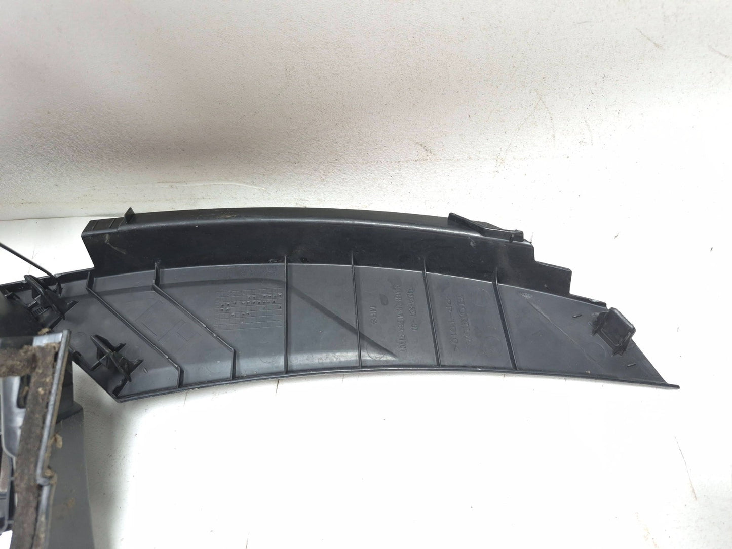 2012 Honda Cr-z Front Windshield Wiper Cowl Trim Cover OEM