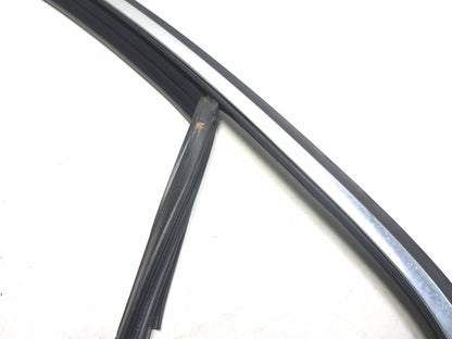 2011 Volkswagen Tiguan Front Door Weatherstrip Seal Passenger Side Rh 4pcs OEM