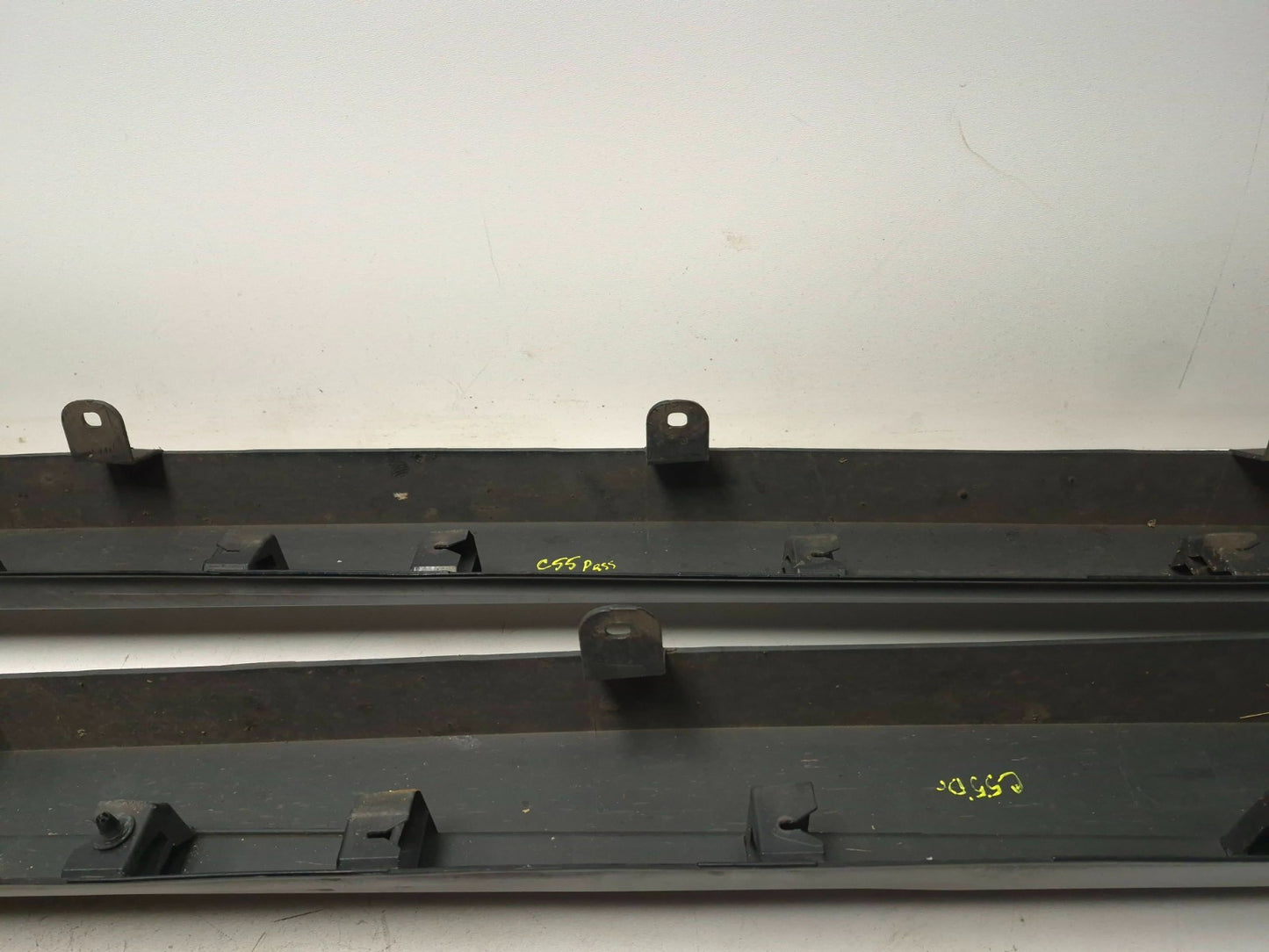 2018 Nissan Altima Side Rocker Panel Skirt Molding Left & Righ  OEM
